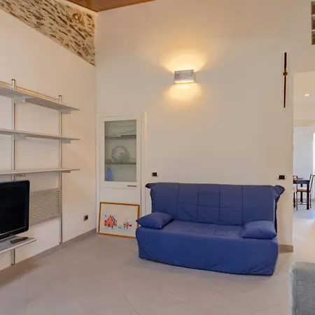Altido Sea View Home In Riva Trigoso